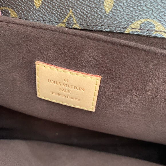 Louis Vuitton Pochette Métis Monogram - Picture 5 of 7
